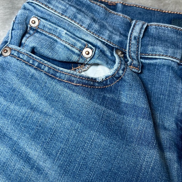 Aero Blue Jeans Womens 6 High Rise Distressed Ripped Edgy Stretch Modern Classic - Picture 5 of 16